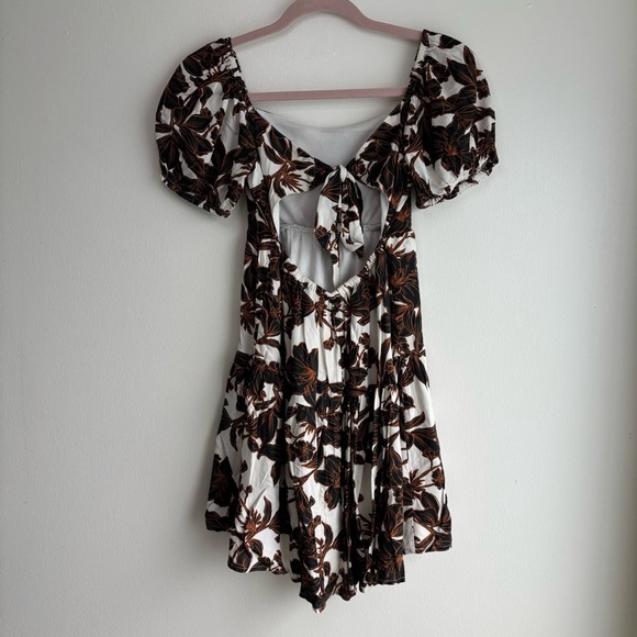 Japna Cottagecore Puff Sleeve Mini Dress XS Floral Tie Back Cutout Boho - Picture 2 of 10